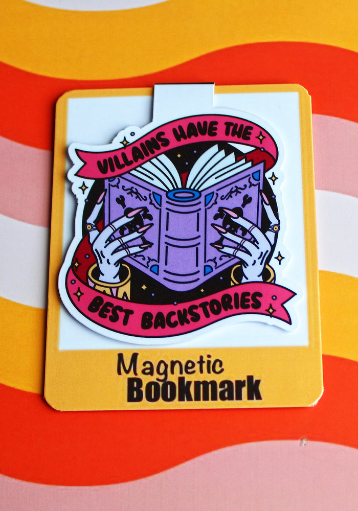 Magnetic bookmark with illustration on a striped background