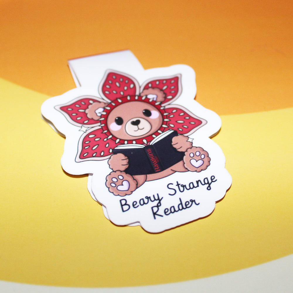 Beary Strange Reader – Cute Magnetic Bookmark