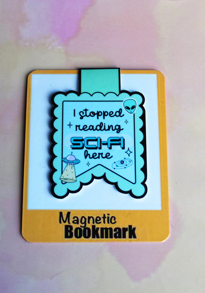 Magnetic bookmark with text on a watercolor background